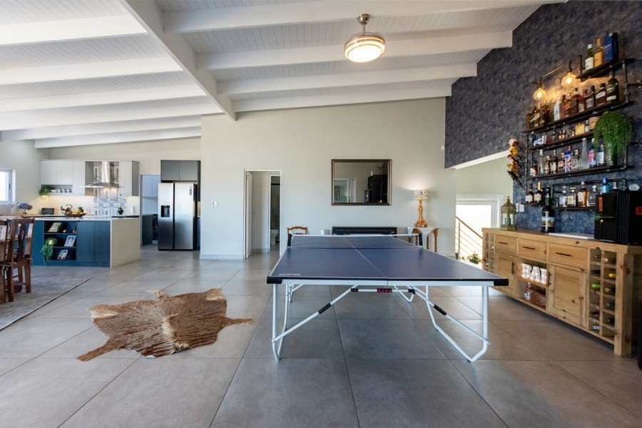 5 Bedroom Property for Sale in Myburgh Park Western Cape